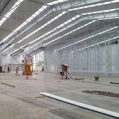 Edificios prefabricados de hangares de acero Hangares de aeronaves de metal personalizados