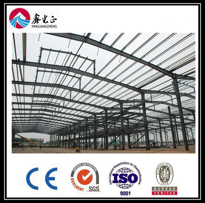 Paneles aislados Edificios prefabricados de acero ligero Q345 laminado en caliente