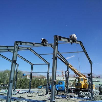 Construcción industrial de ganado de acero Casa de granja Uso de paneles de colores