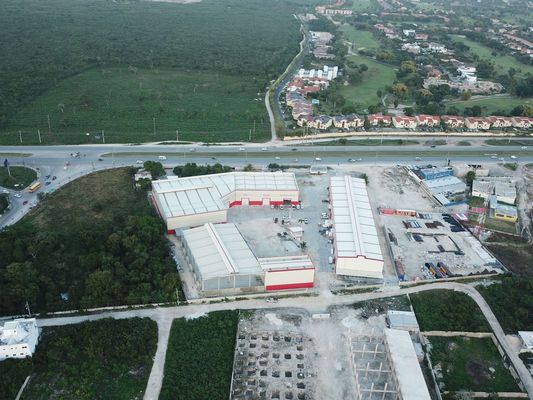 Construcción de estructuras sólidas prefabricadas de acero