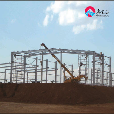 Conexión pre-diseñada con perno de acero estructural ISO