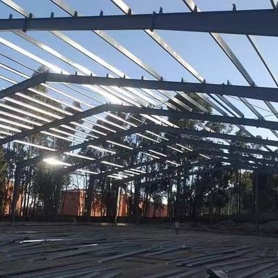 Almacén de estructuras prefabricadas de acero con panel a prueba de fuego