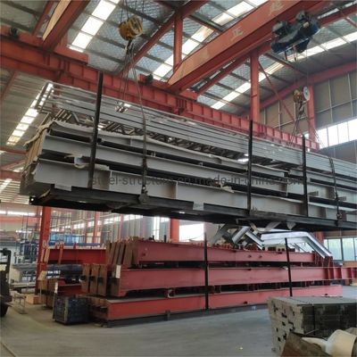 Estructura de acero de larga envergadura estable y moderna Gran taller para edificios industriales con aislamiento