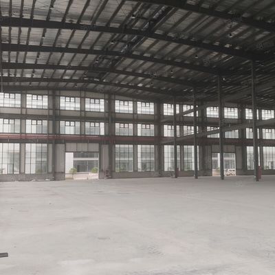 Investigación y producción independiente de estructuras de acero Taller de producción de almacenes