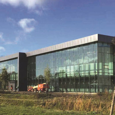Q355B Edificio de oficinas con estructura de acero - Diseño moderno ecológico